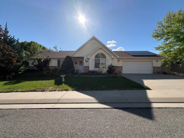$560,000 | 812 Elberta Avenue, Palisade, CO 81526