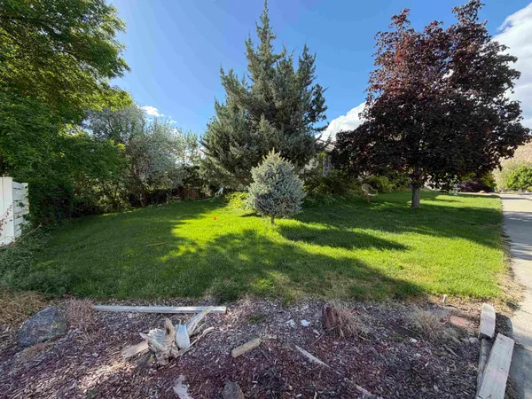 $560,000 | 812 Elberta Avenue, Palisade, CO 81526