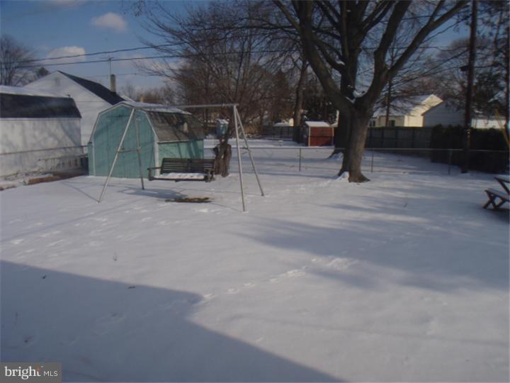 14 Matthews Road Newark, DE 19713 - Photo 12 of 12 Exterior Back