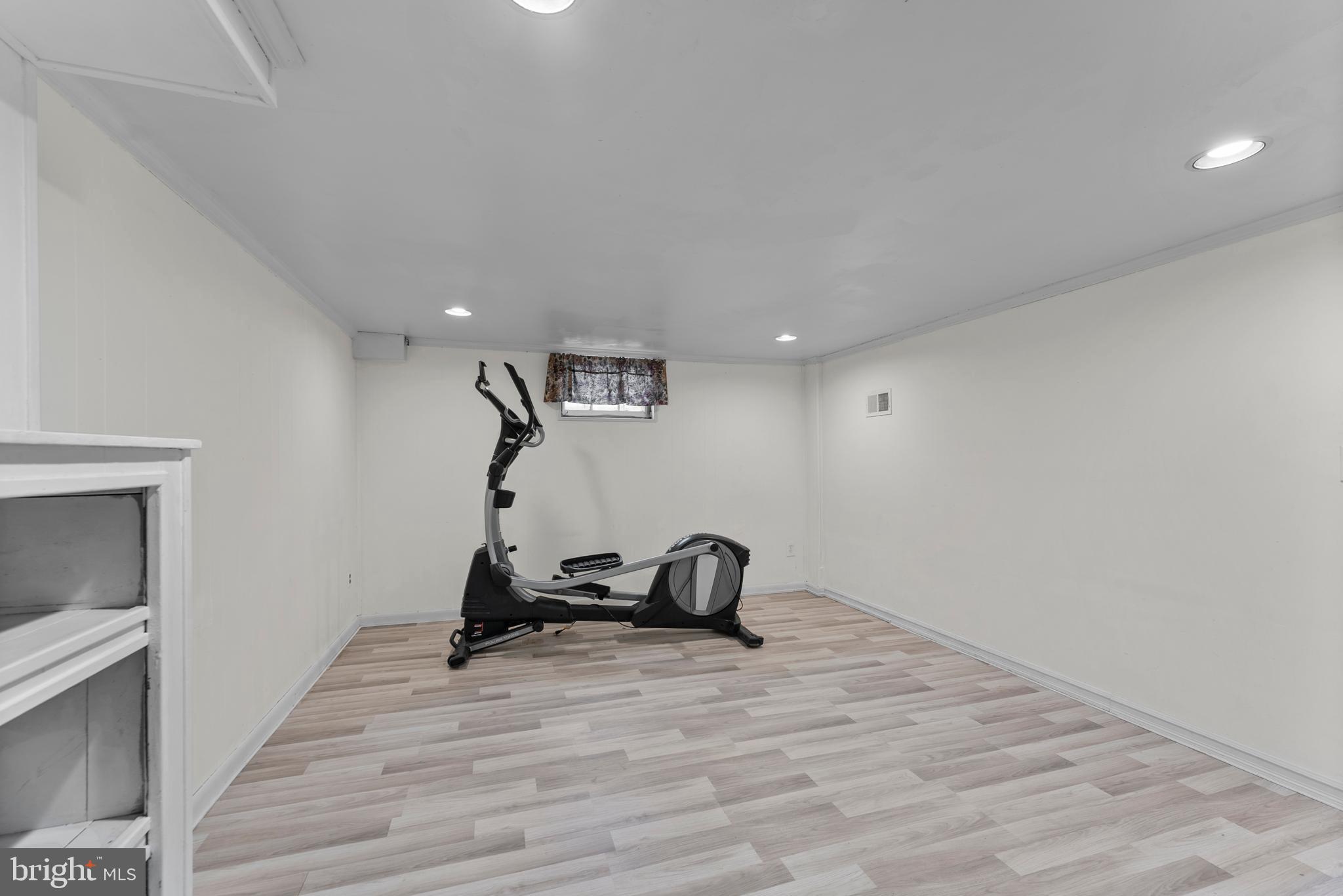 633 Walker Avenue Baltimore, MD 21212 - Photo 17 of 32 a view of a room with gym equipment