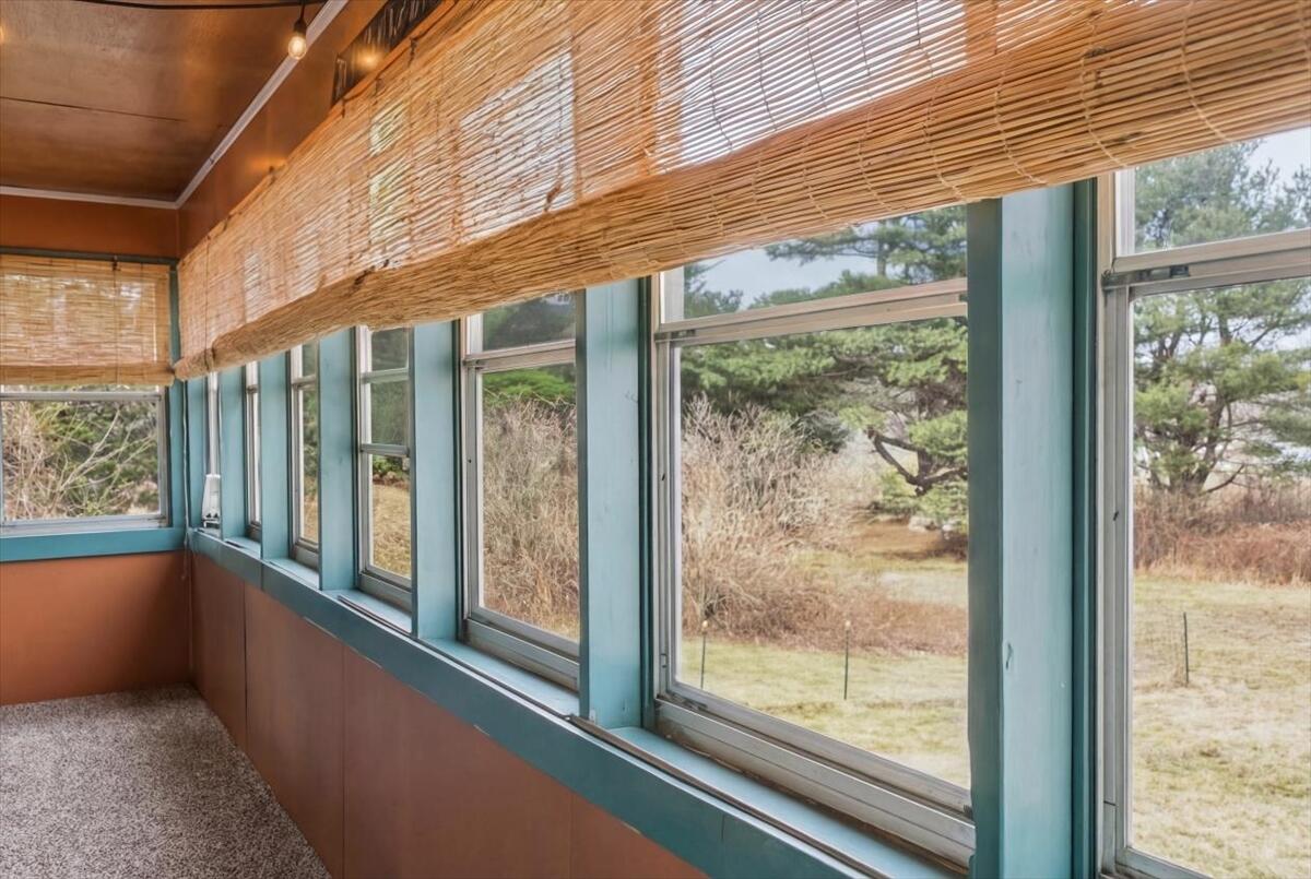60 North Hill Road Buckfield, ME 04220 - Photo 15 of 77 34-12_Enclosed Porch 7