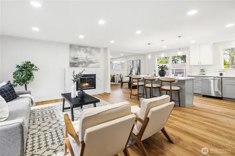 $1,349,950 | 7608 140th Place Northeast, Redmond, WA 98052