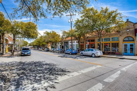 $1,500,000 | 1126 Lausanne Avenue, Dallas, TX 75208