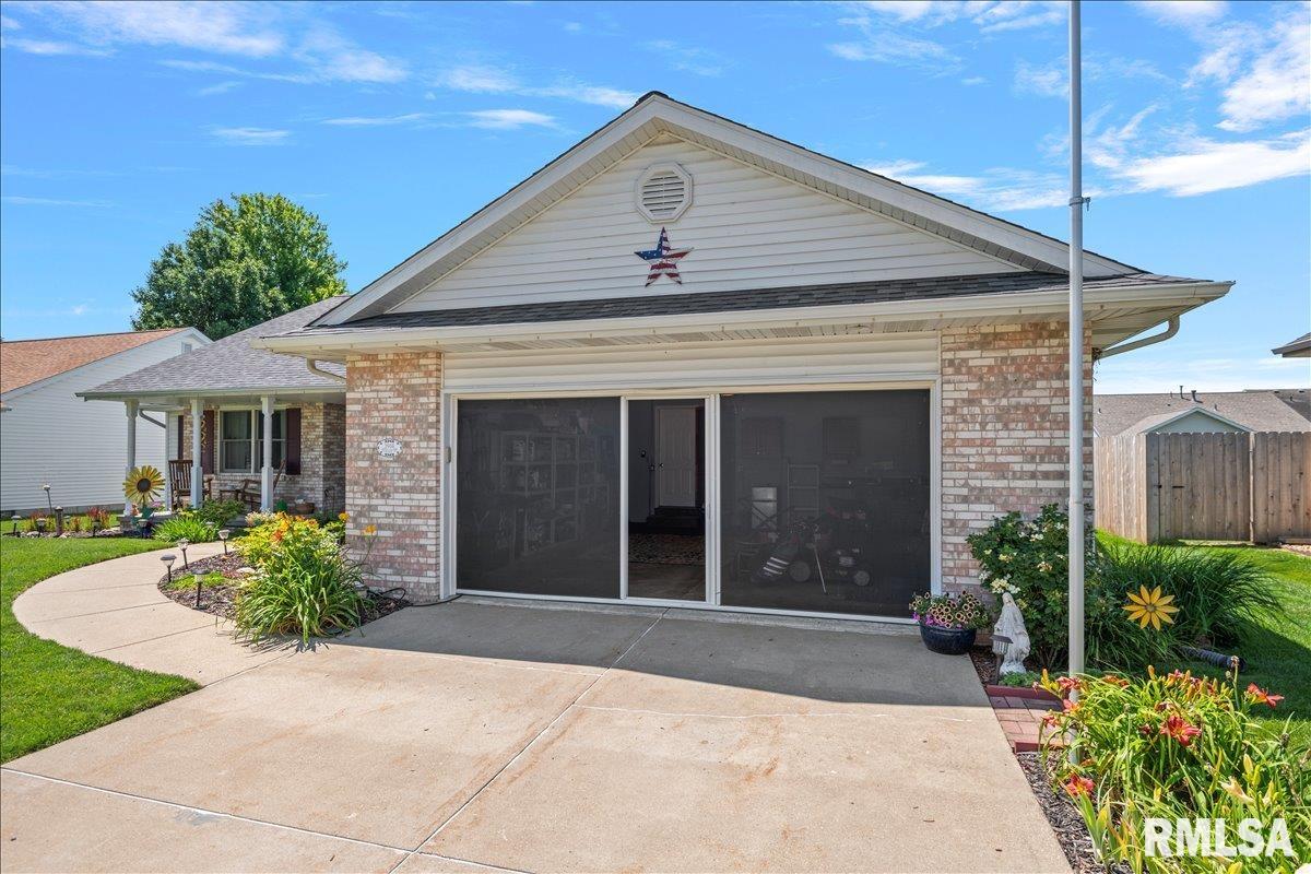 3904 Huxley Drive Springfield, IL 62711 - Photo 4 of 49