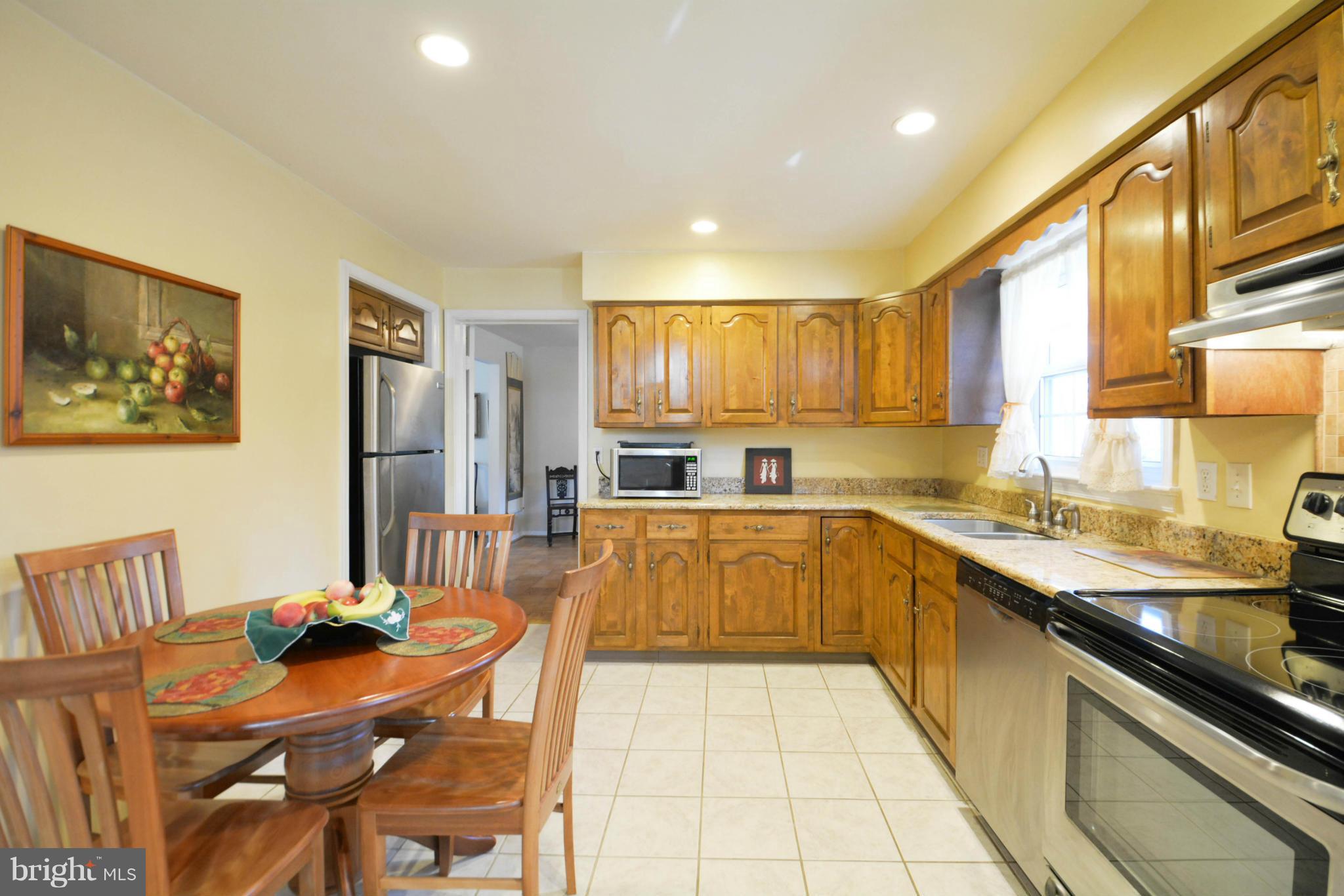Granite Counters  Stainless Appliances