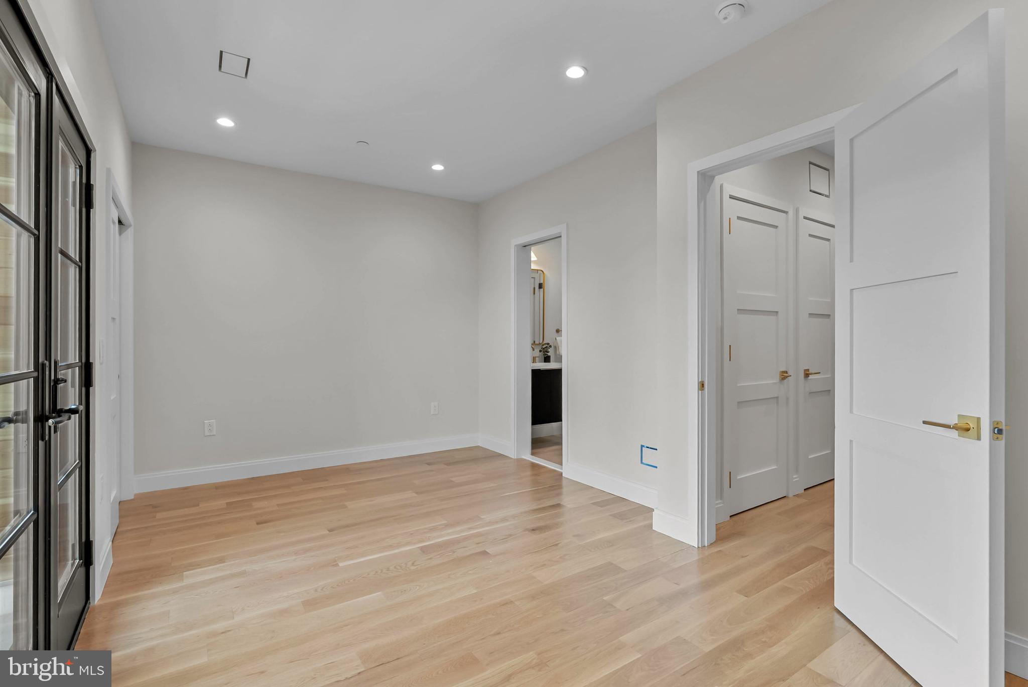 1100 Webster Street, Unit 4 Philadelphia, PA 19147 - Photo 40 of 53 a view of an empty room