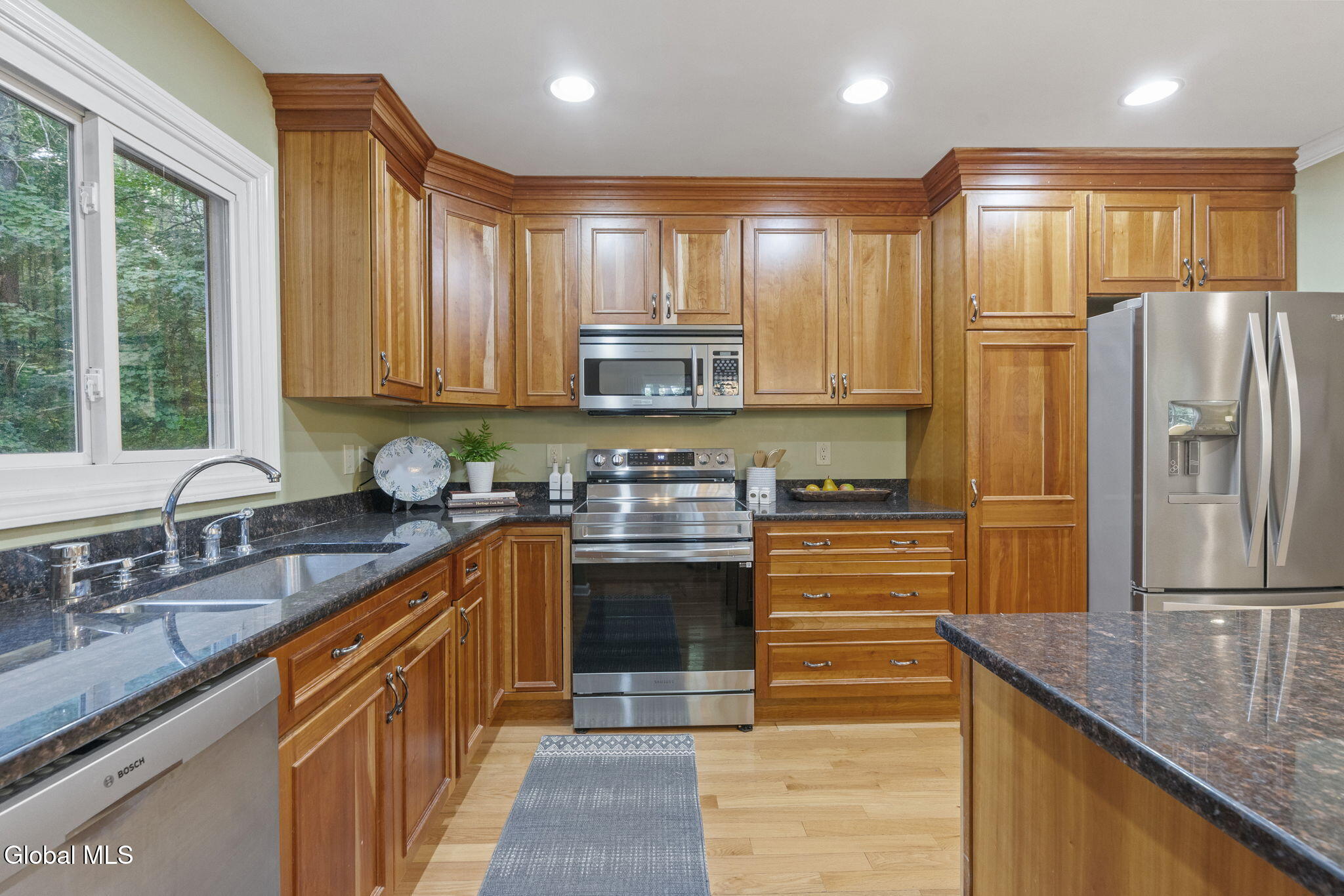 276 Northern Pines Road Wilton, NY 12831 - Photo 9 of 49 24-web-or-mls-276-northern-pines-rd