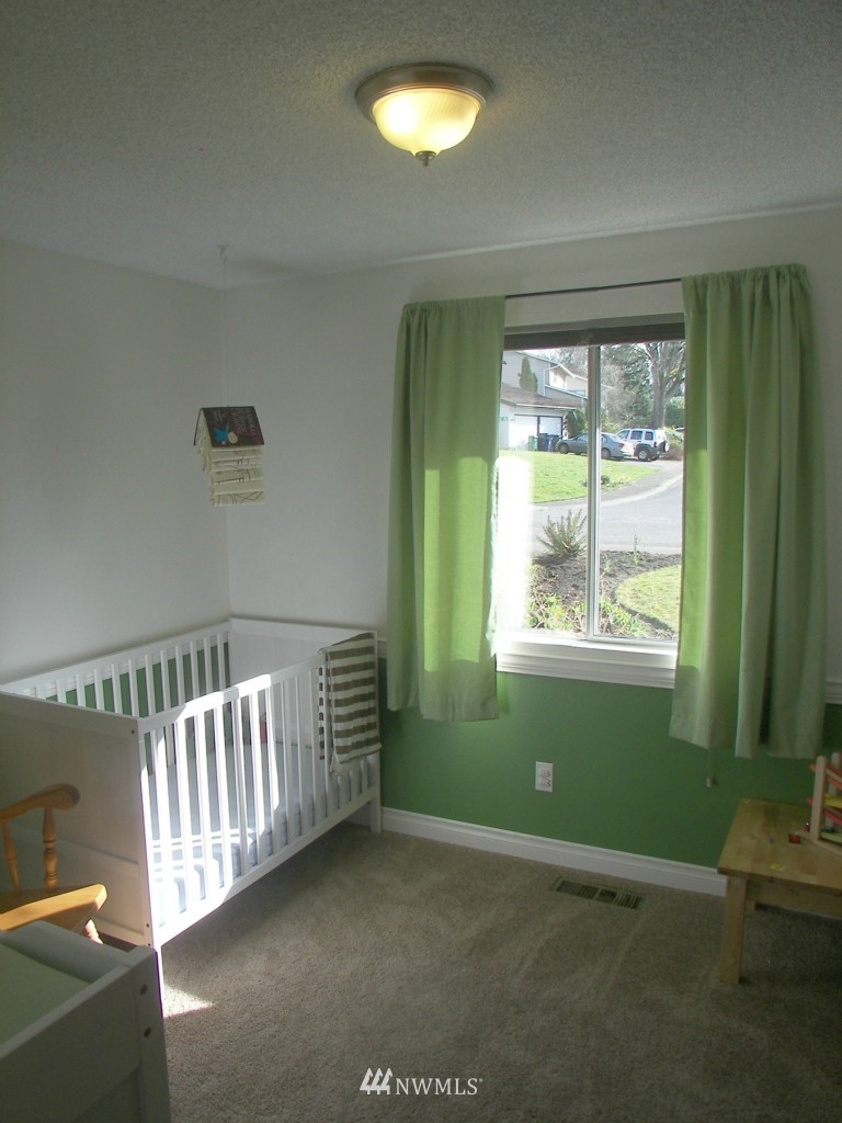 15901 118th Place Northeast Bothell, WA 98011 - Photo 11 of 25