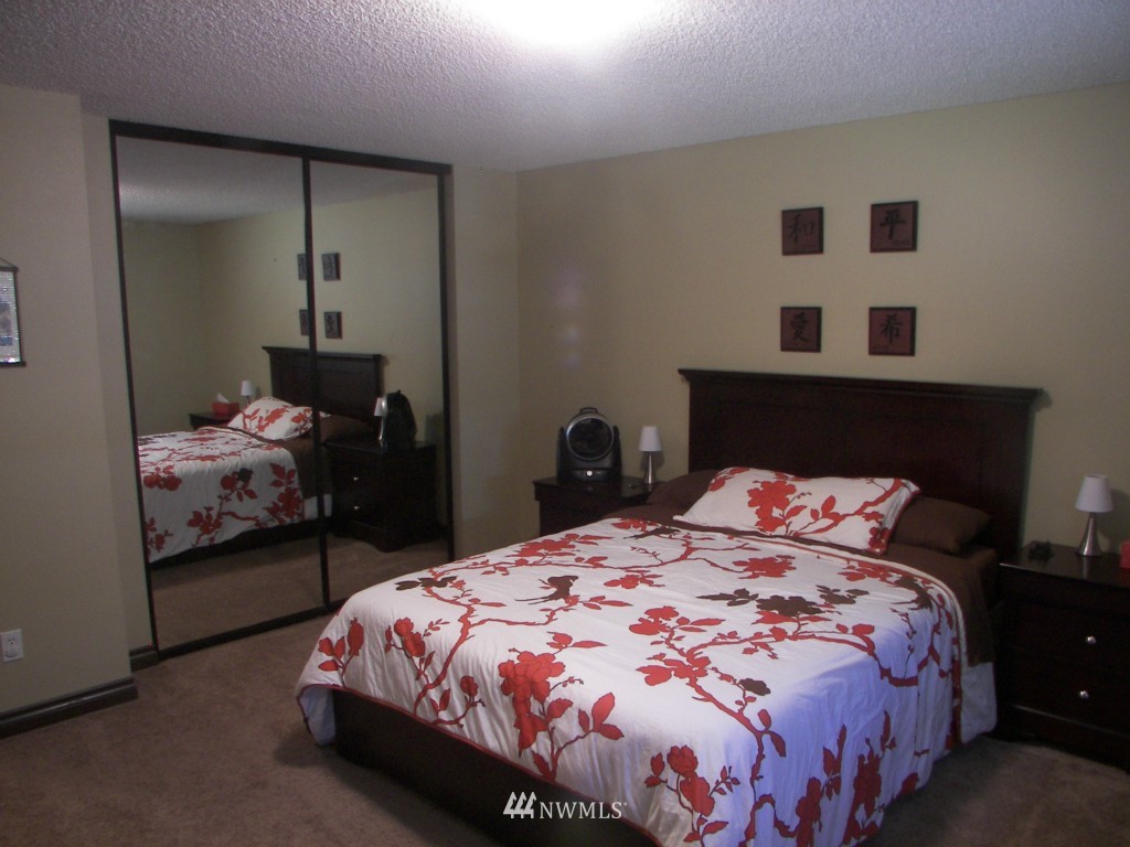 15901 118th Place Northeast Bothell, WA 98011 - Photo 13 of 25