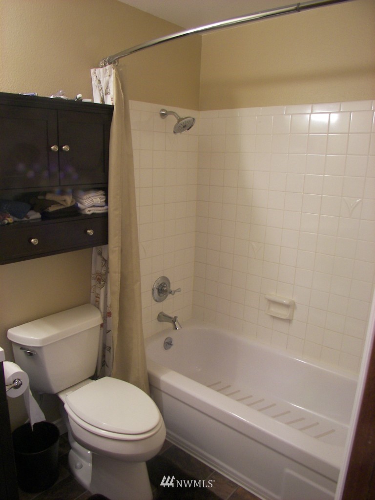 15901 118th Place Northeast Bothell, WA 98011 - Photo 10 of 25