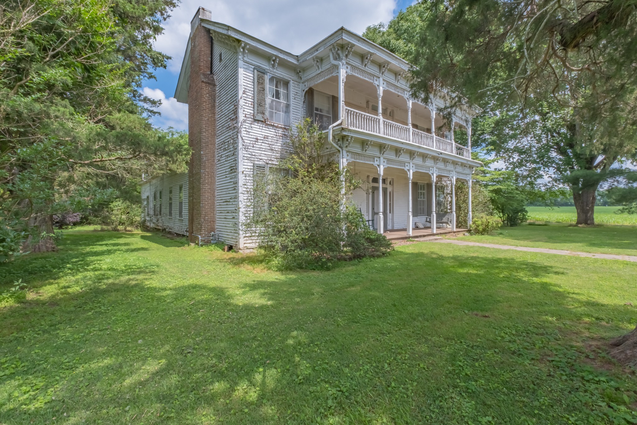 8615 Hillsboro Viola Road Morrison, TN 37357 - Photo 3 of 47 Gallery Image 3