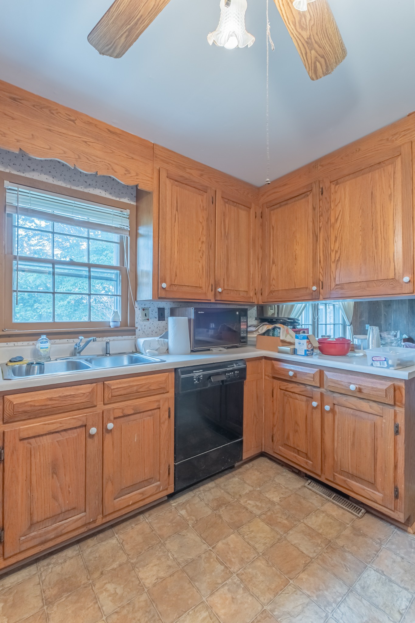 8615 Hillsboro Viola Road Morrison, TN 37357 - Photo 34 of 47 Gallery Image 34
