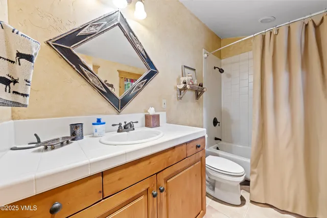 $3,950,000 | 33 Grey Hawk Lane, Edwards, CO 81632