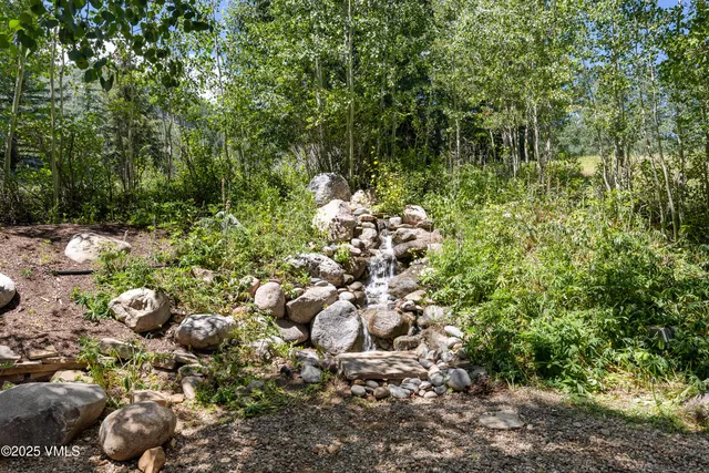 $3,950,000 | 33 Grey Hawk Lane, Edwards, CO 81632