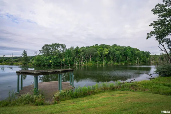 $1,800,000 | 545 East Tarters Ferry Lane, Table Grove, IL 61482