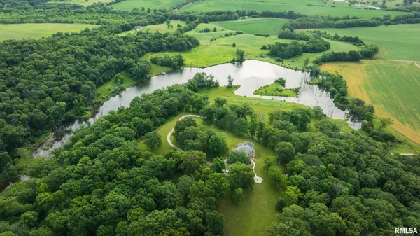 $1,800,000 | 545 East Tarters Ferry Lane, Table Grove, IL 61482