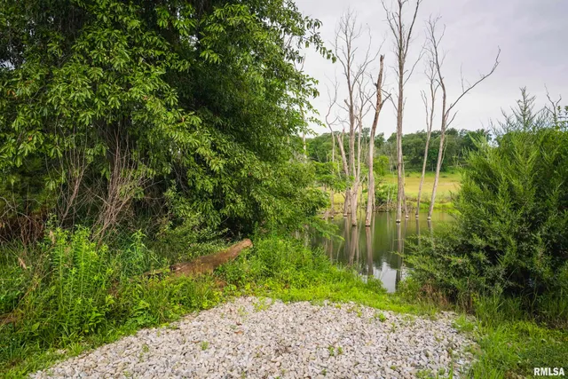 $1,990,000 | 545 East Tarters Ferry Lane, Table Grove, IL 61482