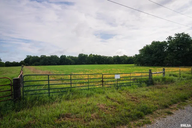 $1,990,000 | 545 East Tarters Ferry Lane, Table Grove, IL 61482