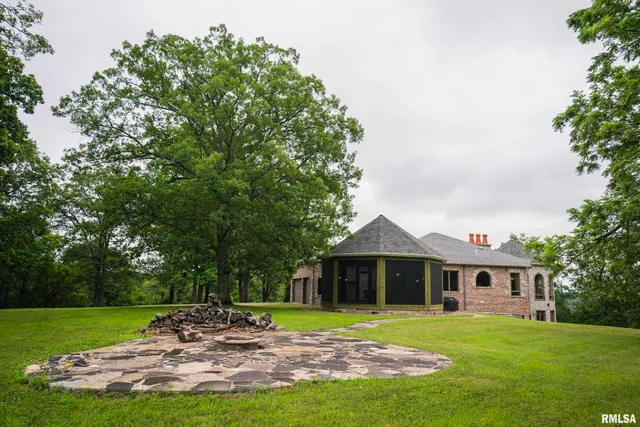 $1,990,000 | 545 East Tarters Ferry Lane, Table Grove, IL 61482