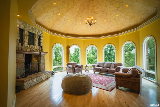 $1,990,000 | 545 East Tarters Ferry Lane, Table Grove, IL 61482