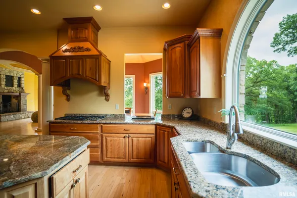 $1,800,000 | 545 East Tarters Ferry Lane, Table Grove, IL 61482