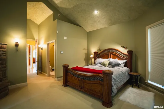 $1,990,000 | 545 East Tarters Ferry Lane, Table Grove, IL 61482