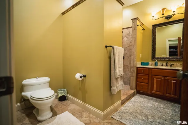 $1,990,000 | 545 East Tarters Ferry Lane, Table Grove, IL 61482