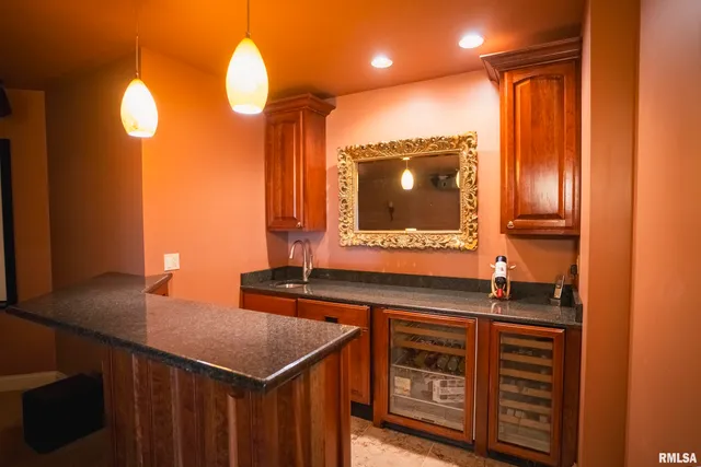 $1,990,000 | 545 East Tarters Ferry Lane, Table Grove, IL 61482