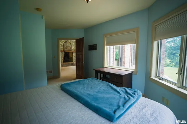 $1,800,000 | 545 East Tarters Ferry Lane, Table Grove, IL 61482