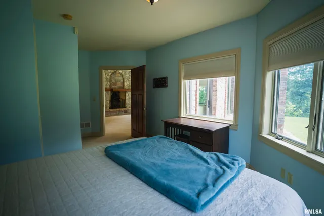 $1,990,000 | 545 East Tarters Ferry Lane, Table Grove, IL 61482