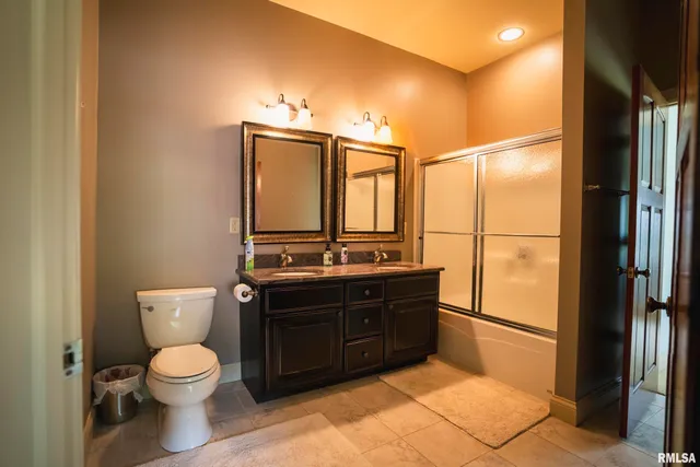 $1,990,000 | 545 East Tarters Ferry Lane, Table Grove, IL 61482