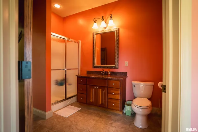 $1,990,000 | 545 East Tarters Ferry Lane, Table Grove, IL 61482