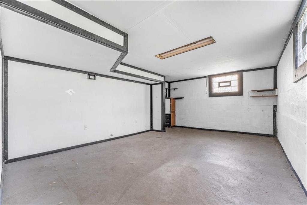 2660 Longview Road Hermitage, PA 16148 - Photo 18 of 21 Gallery Image 18