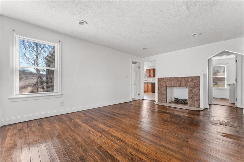 2660 Longview Road Hermitage, PA 16148 - Photo 5 of 21 Gallery Image 5