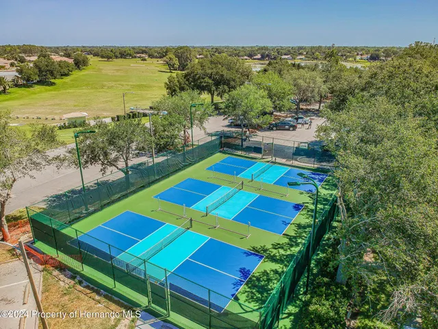 $462,500 | 18520 Hidden Pines Way, Hudson, FL 34667