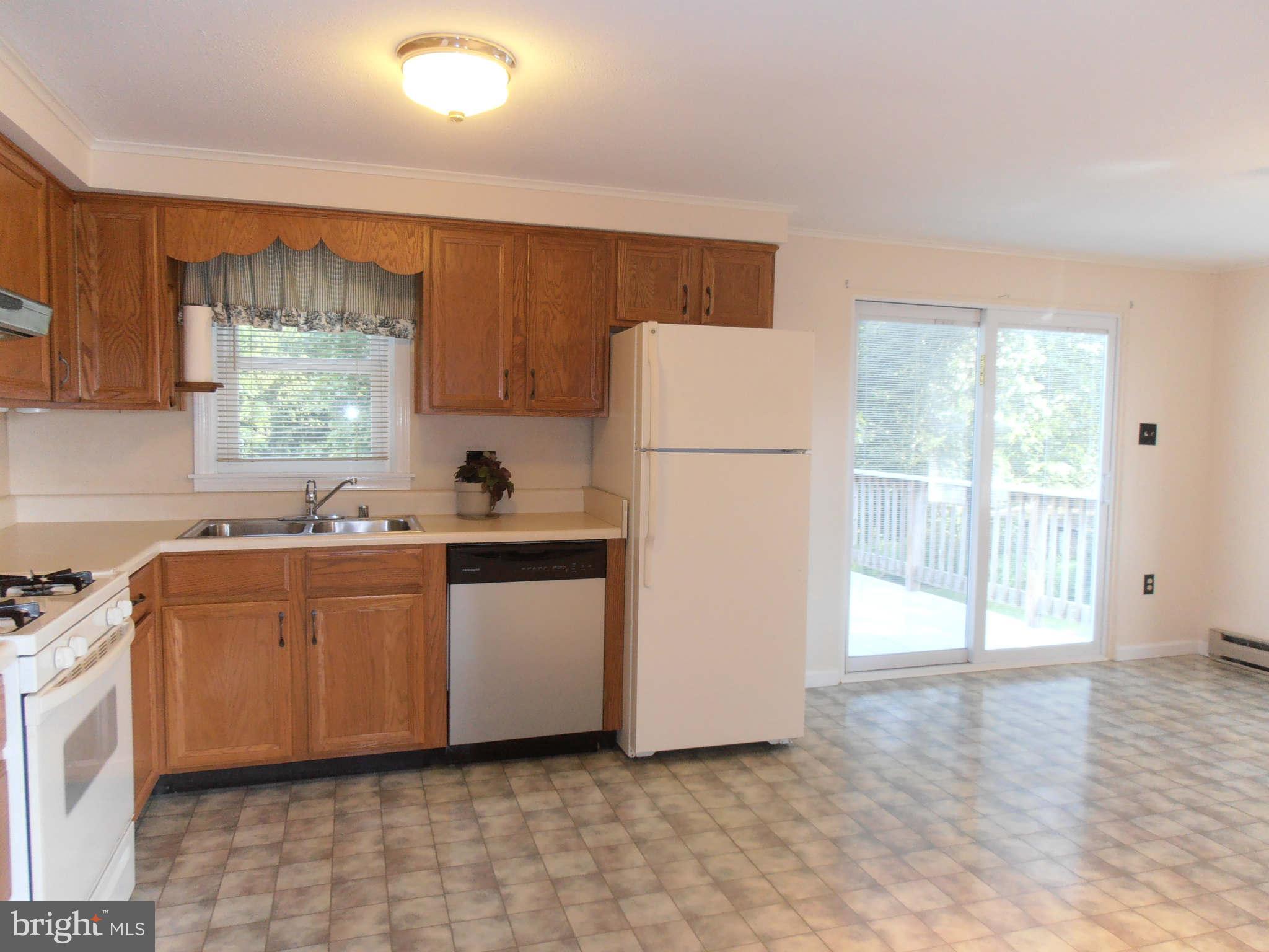 16026 Trenton Road Upperco, MD 21155 - Photo 4 of 27 Kitchen