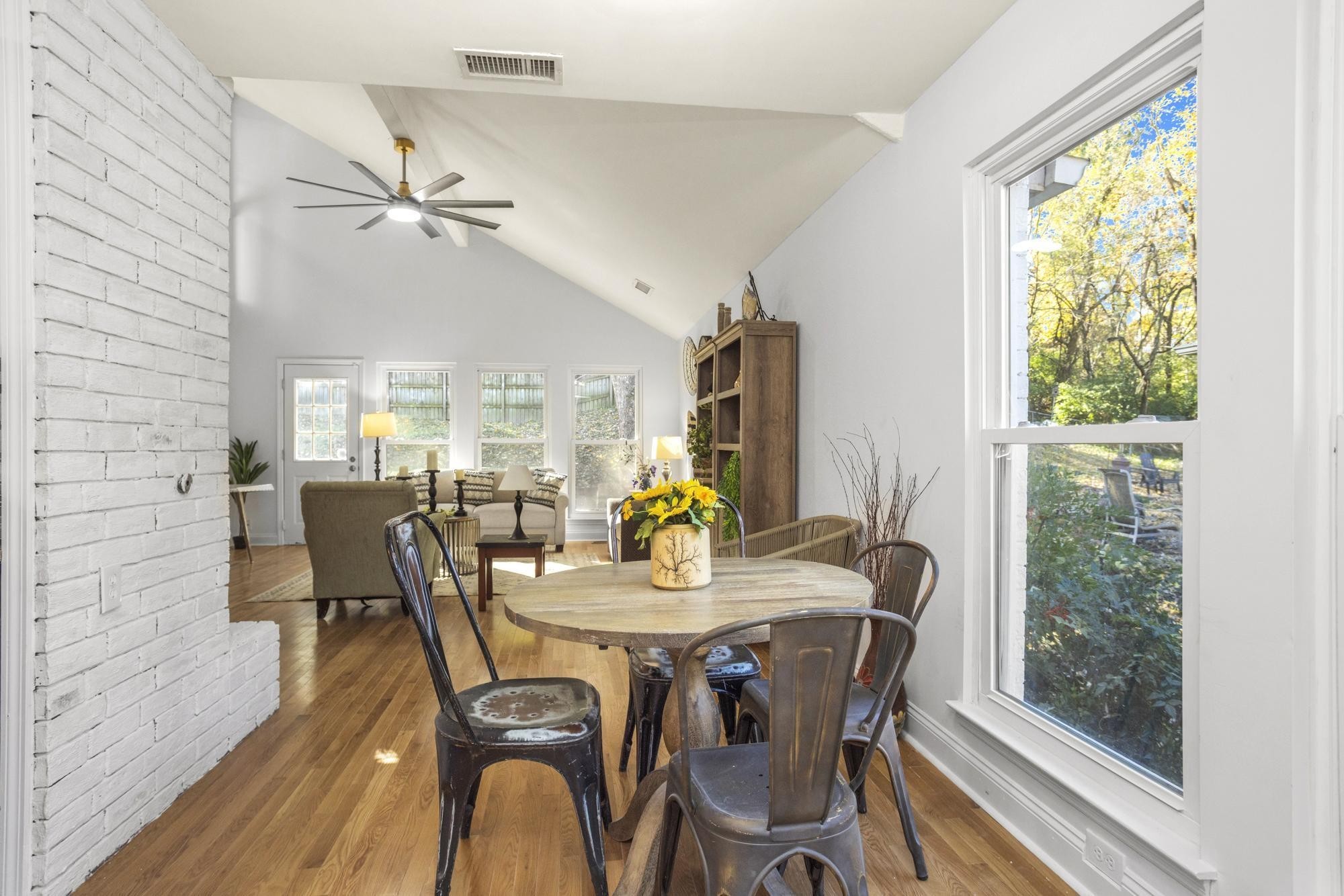 1157 Jacksons View Road Hermitage, TN 37076 - Photo 7 of 41