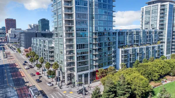 $899,000 | 420 Mission Bay Boulevard North, Unit 120, San Francisco, CA 94158