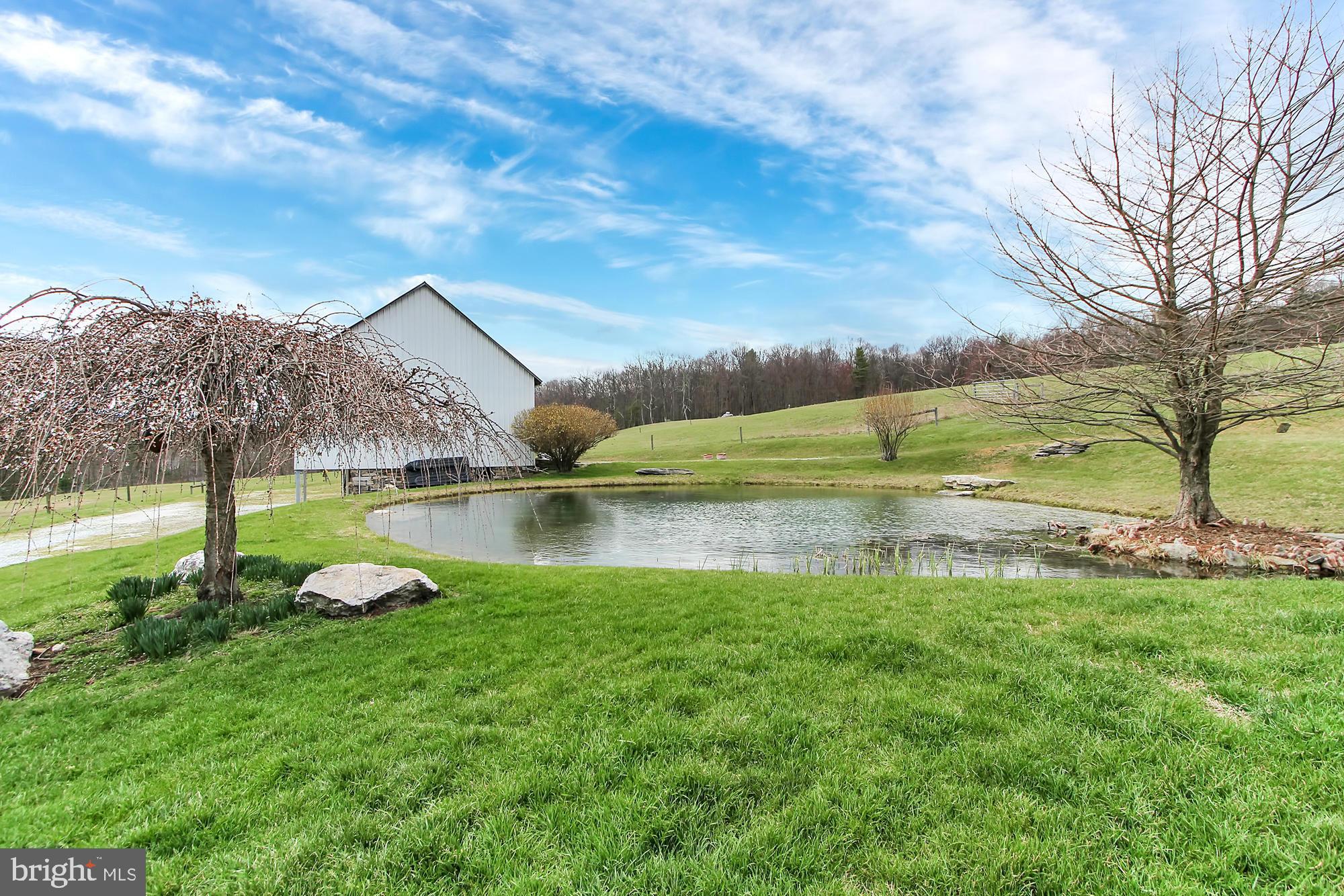 980 New Road Orrtanna, PA 17353 - Photo 21 of 30 Exterior (Barn