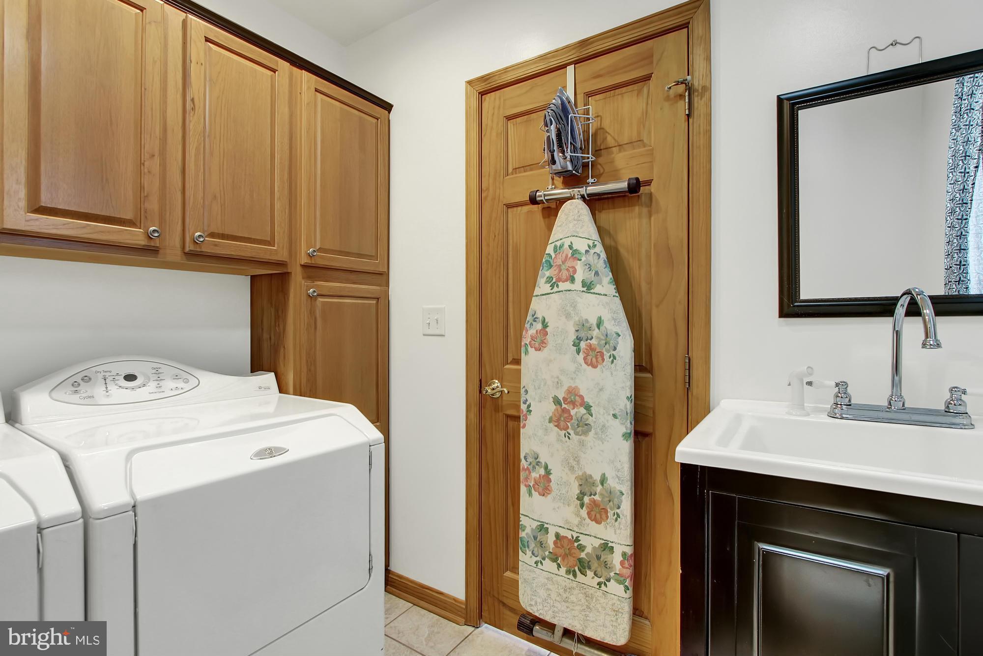980 New Road Orrtanna, PA 17353 - Photo 10 of 30 Interior (Laundry Area)