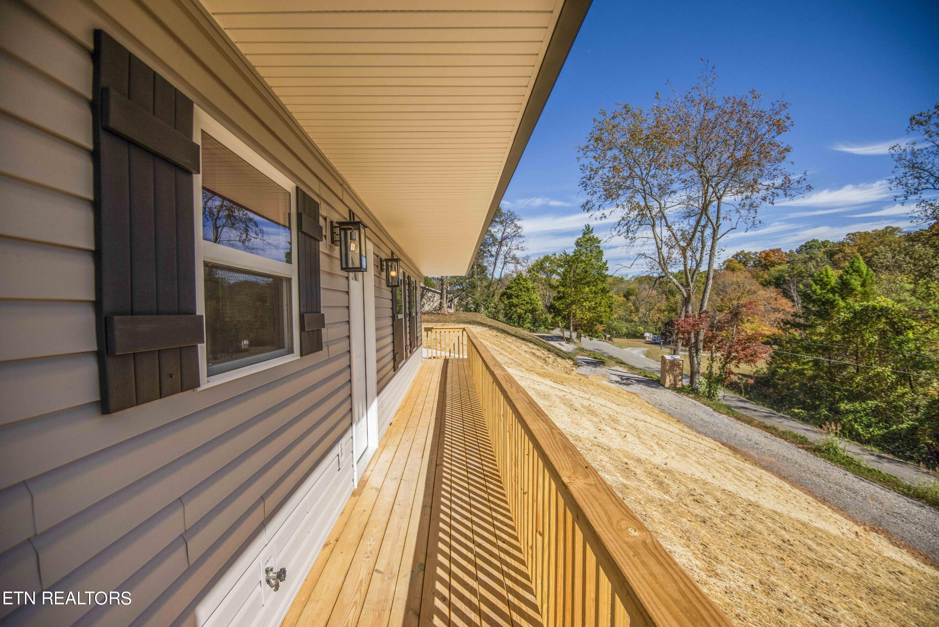 219 Offutt Road Clinton, TN 37716 - Photo 11 of 43 deck_1