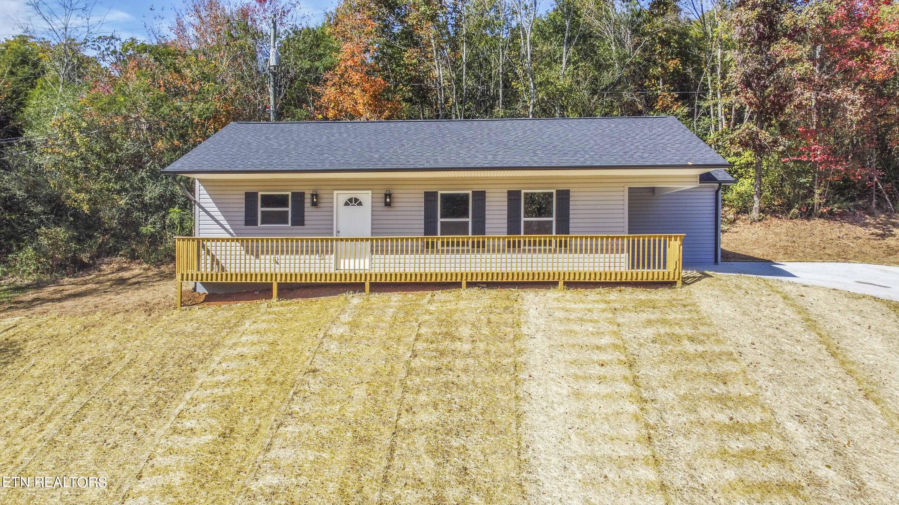 219 Offutt Road Clinton, TN 37716 - Photo 2 of 43 drone 3_1