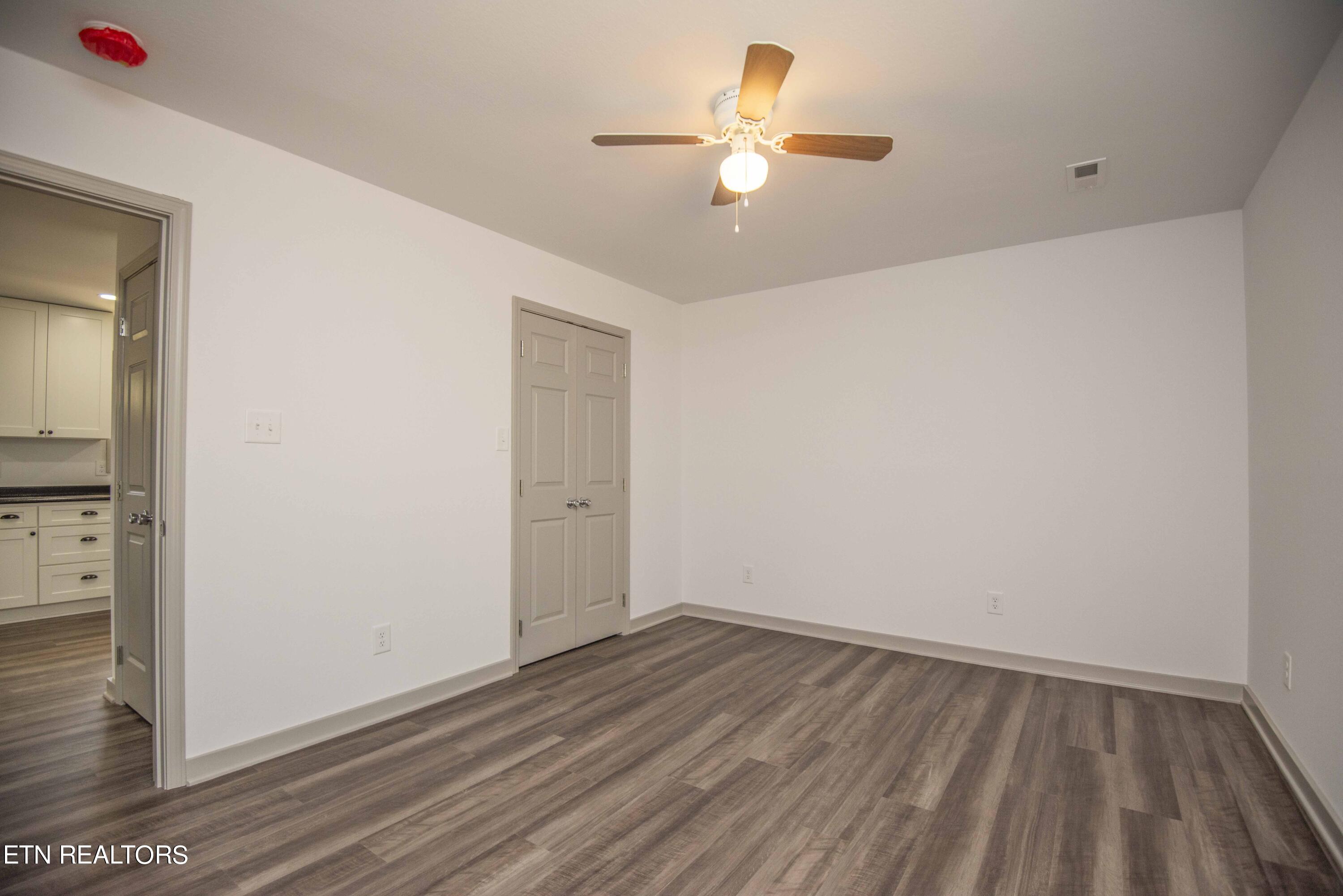 219 Offutt Road Clinton, TN 37716 - Photo 28 of 43 master bed_1