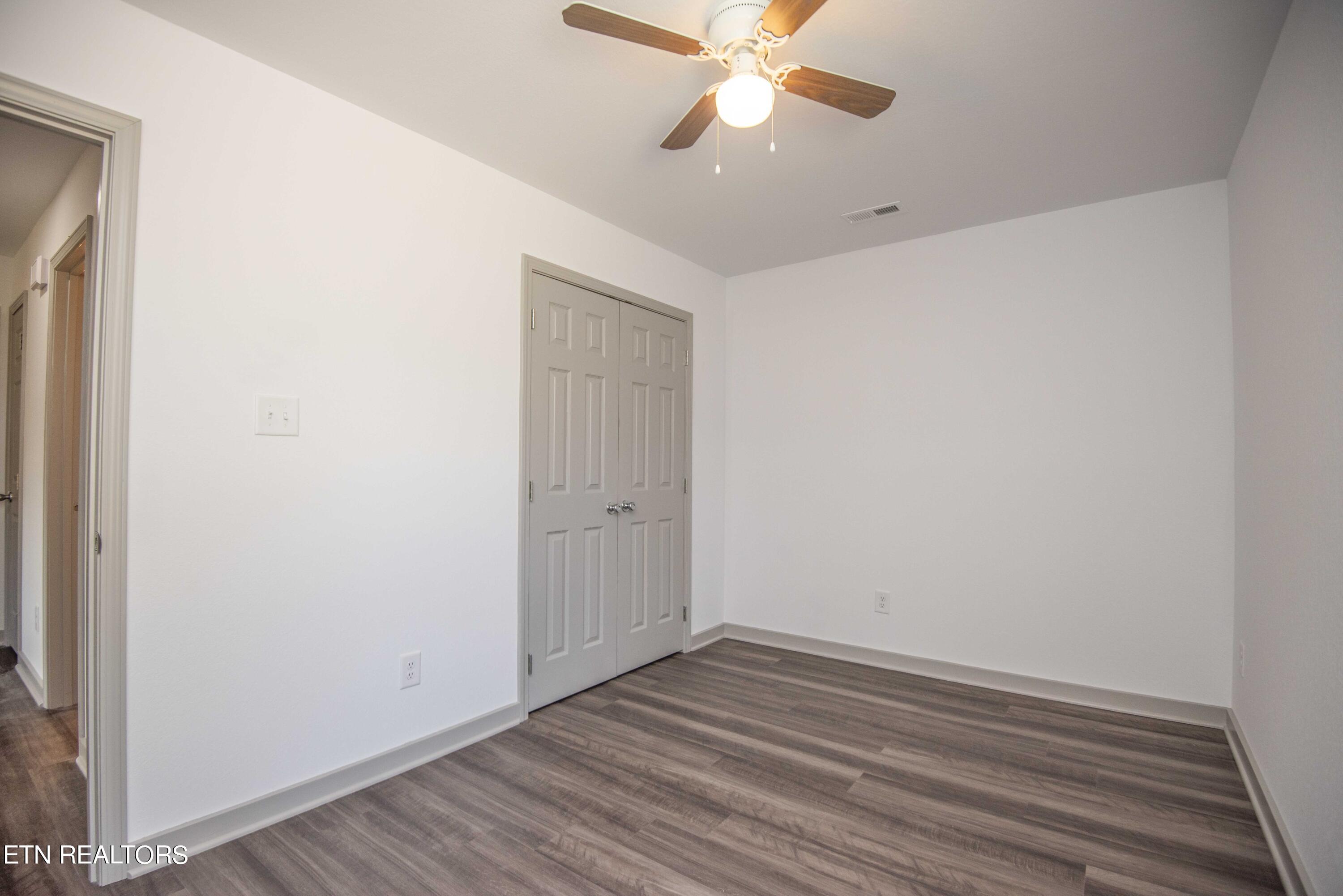 219 Offutt Road Clinton, TN 37716 - Photo 36 of 43 third bed 2_1