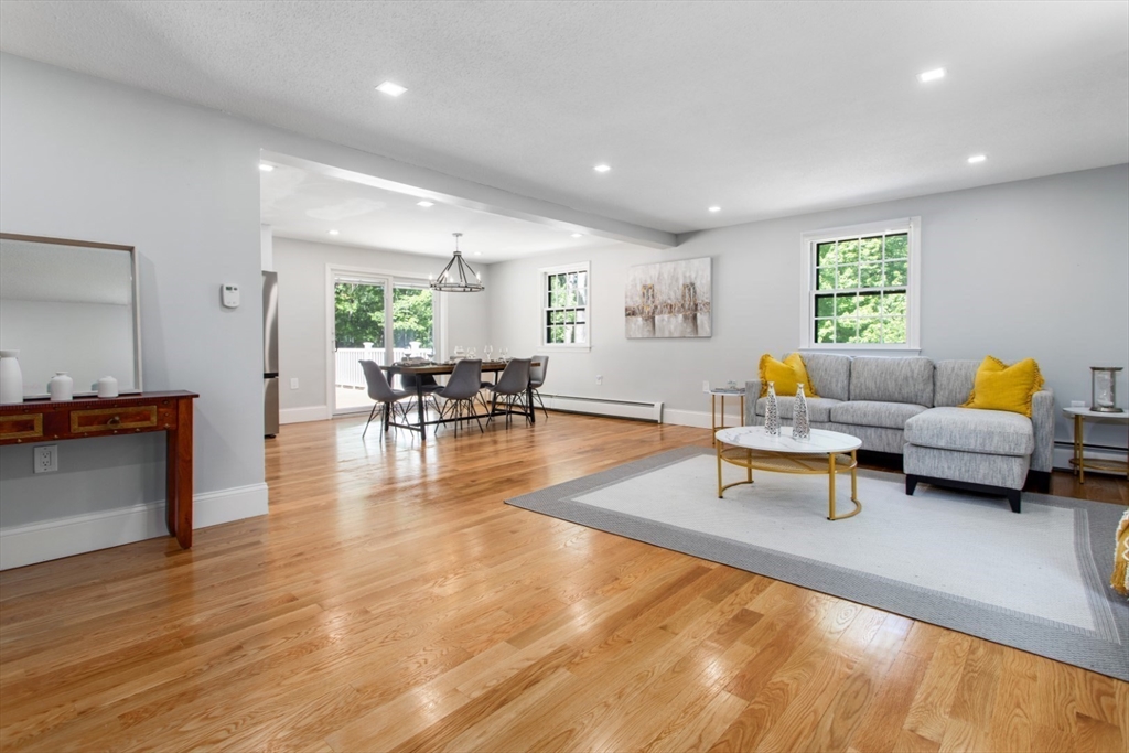 16 Hansom Road Andover, MA 01810 - Photo 12 of 34 Gallery Image 12