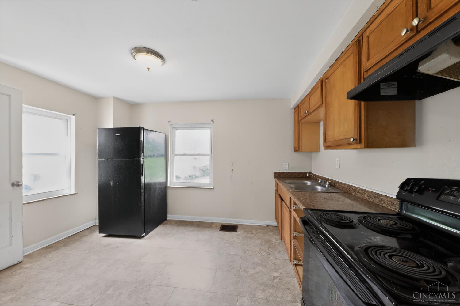 5735 Argus Road Cincinnati, OH 45224 - Photo 15 of 30 Gallery Image 15