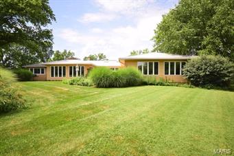 2 Rutherford Lane Town and Country, MO 63131 - Photo 1 of 28