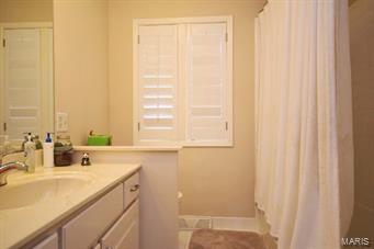 2 Rutherford Lane Town and Country, MO 63131 - Photo 19 of 28