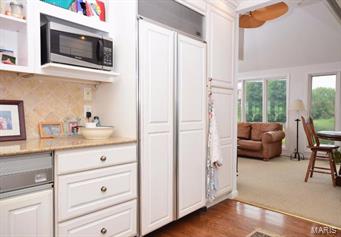 2 Rutherford Lane Town and Country, MO 63131 - Photo 5 of 28