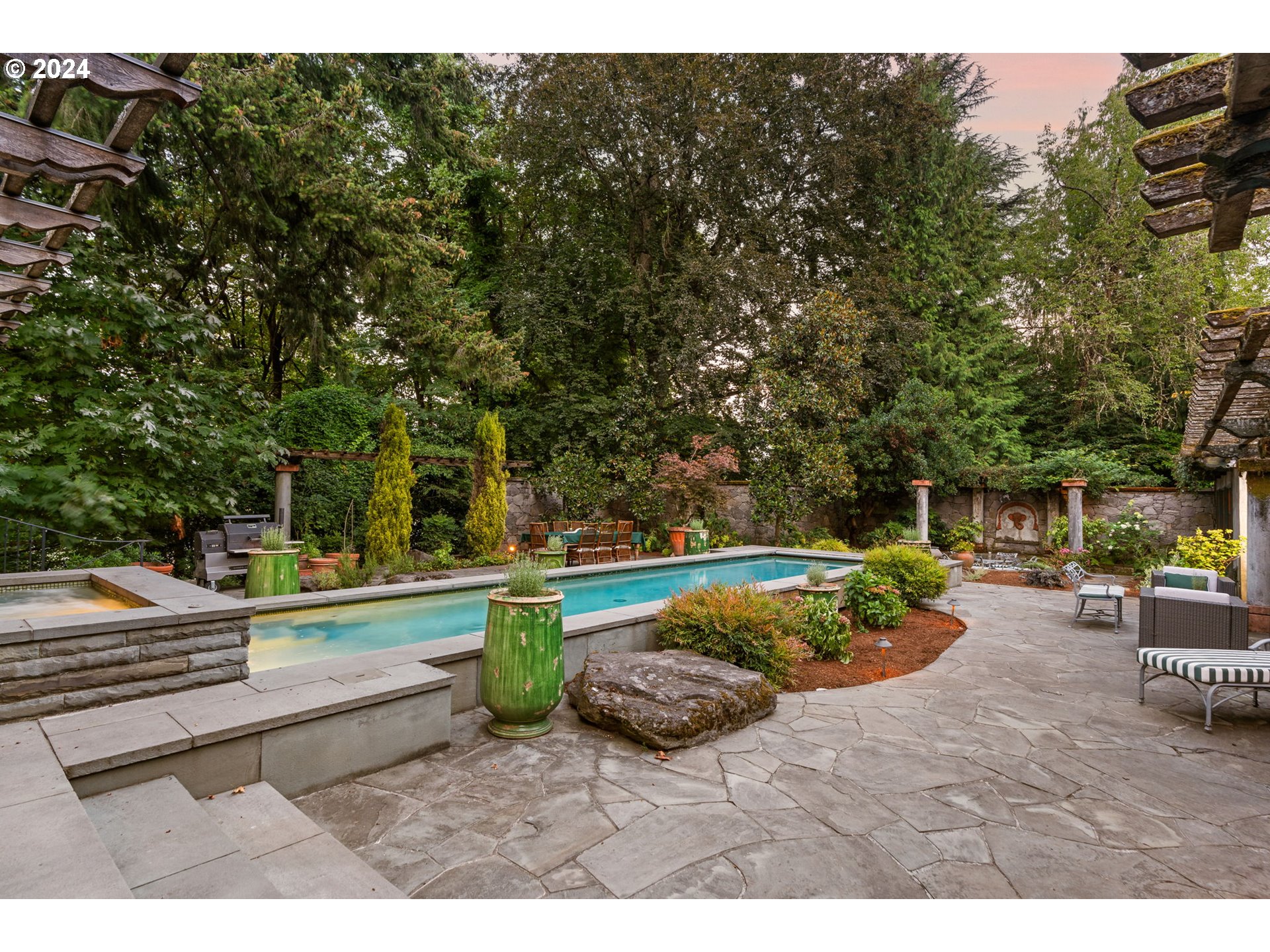 11350 South Riverwood Road Portland, OR 97219 - Photo 38 of 48 Gallery Image 38